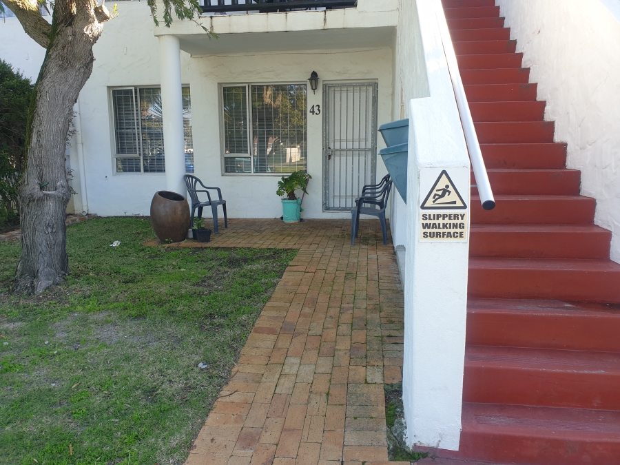 1 Bedroom Property for Sale in Glenwood Western Cape